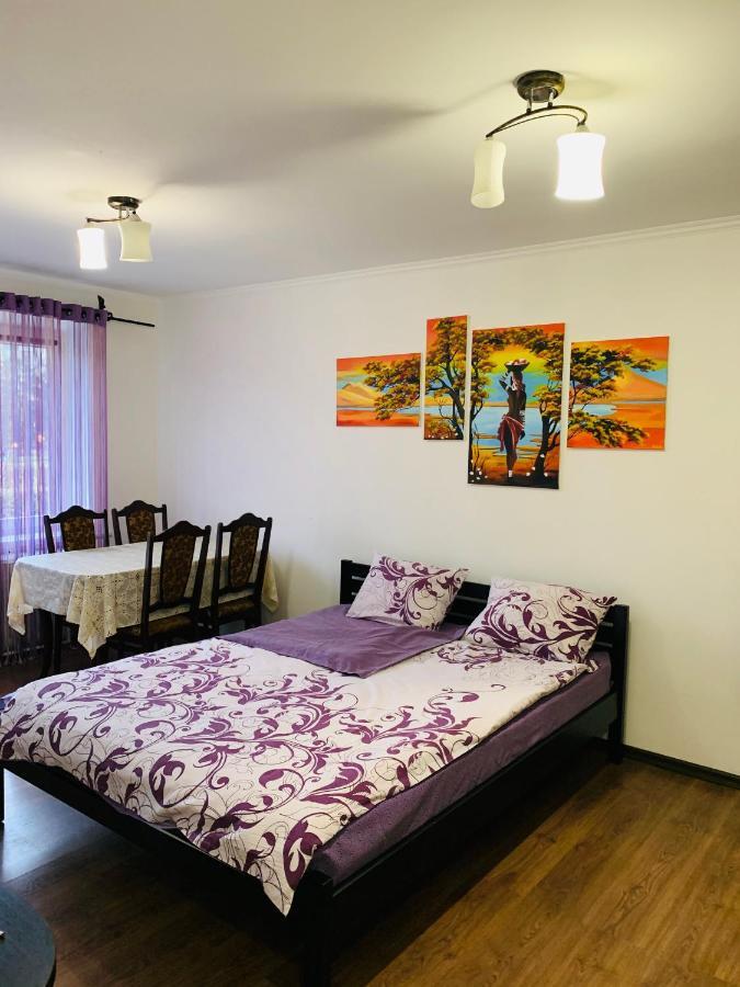 Apartment Rovno Rivne Dış mekan fotoğraf