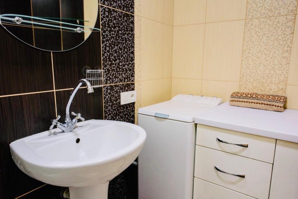 Apartment Rovno Rivne Dış mekan fotoğraf